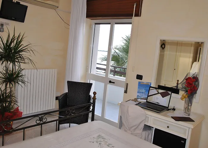 Hotel Mediterraneo 3*