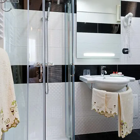 Hotel Mediterraneo 3*