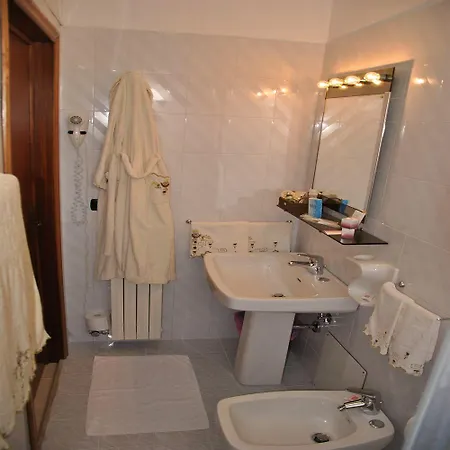 Mediterraneo Hotel 3*