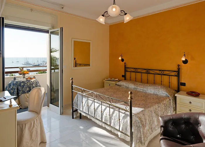 Mediterraneo Hotel